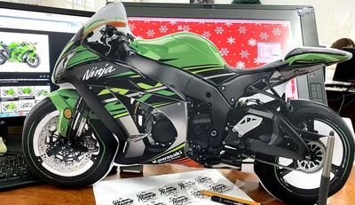 Подушки с фото: подушка Kawasaki Ninja